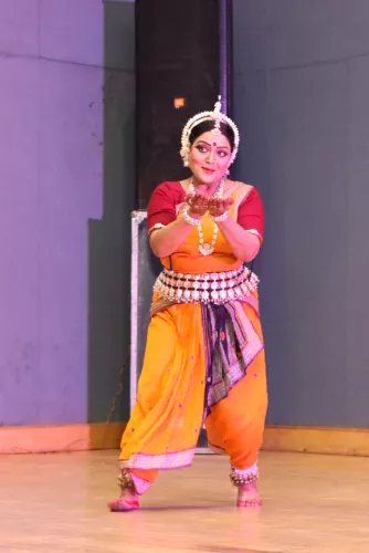 Kavita Dwivedi-Performance